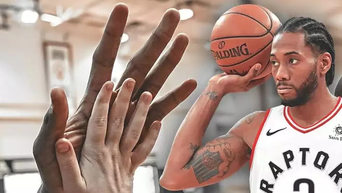 Biggest Hands sizes in NBA History